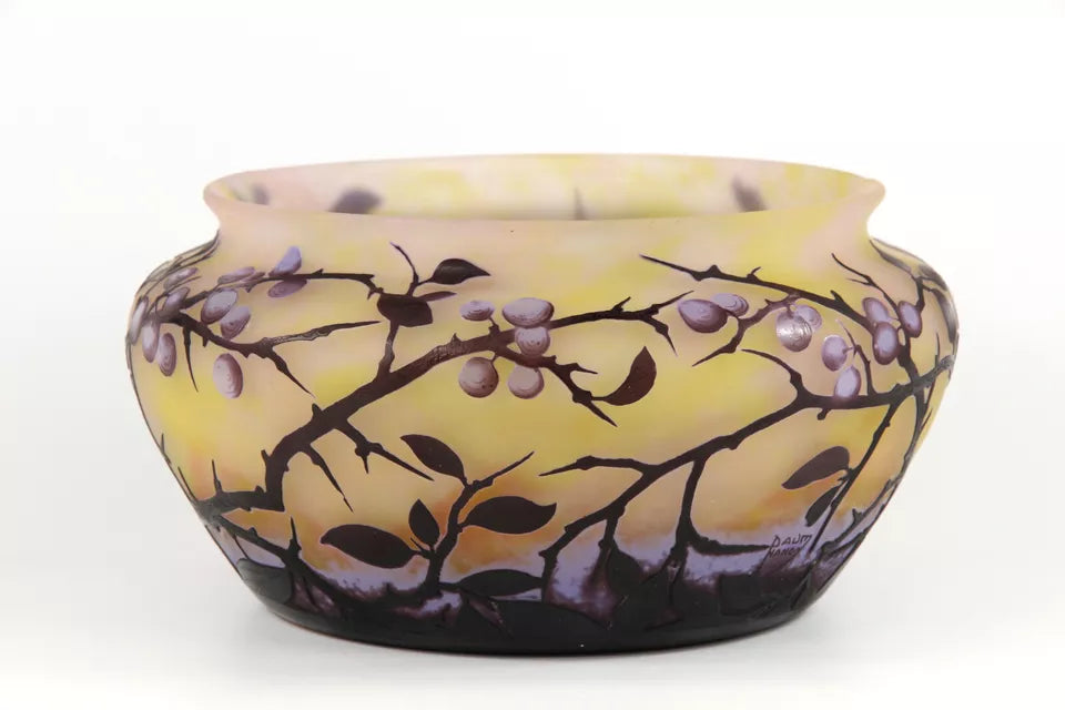 ドーム兄弟（ドームナンシー）スモモの実が描かれた鉢型の花瓶