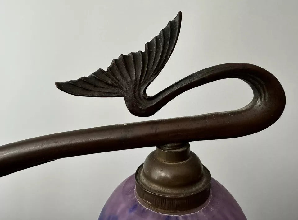 シュナイダー兄弟 魚モチーフ ガラスシェードテーブルランプ （ブロンズ製台座）