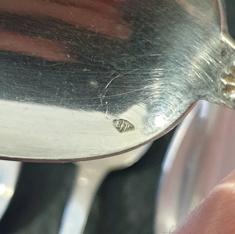 ピュイフォルカ 純銀アントルメ（デザート用）スプーン 12本セット (Mサイズ） ポンパドールモデル