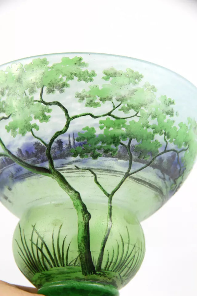 ドーム兄弟（ドームナンシー）四季を感じる湖畔の風景が描かれた花瓶