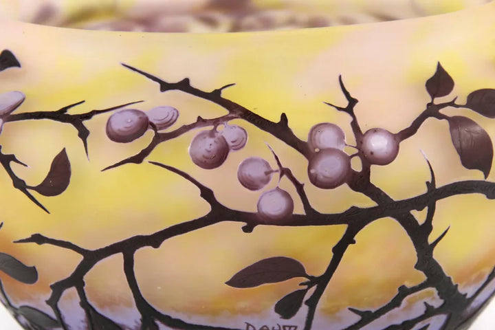 ドーム兄弟（ドームナンシー）スモモの実が描かれた鉢型の花瓶