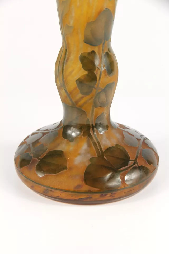 ドーム兄弟（ドームナンシー）大根の花が描かれた花瓶