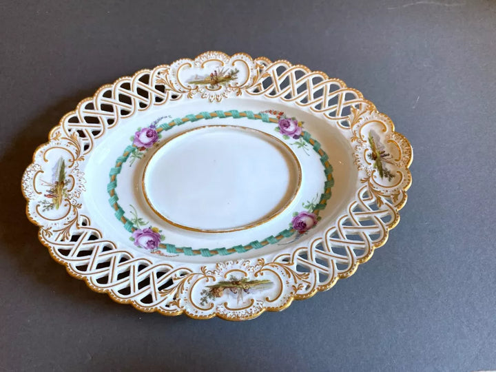 マイセン 蓋付き小鉢＆透かし装飾の受け皿（イチゴ装飾付き蓋）