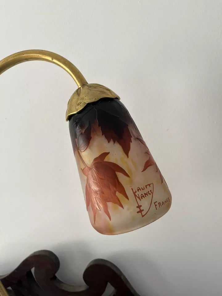 ドーム兄弟（ドームナンシー）菊の花が描かれたアンティークテーブルランプ