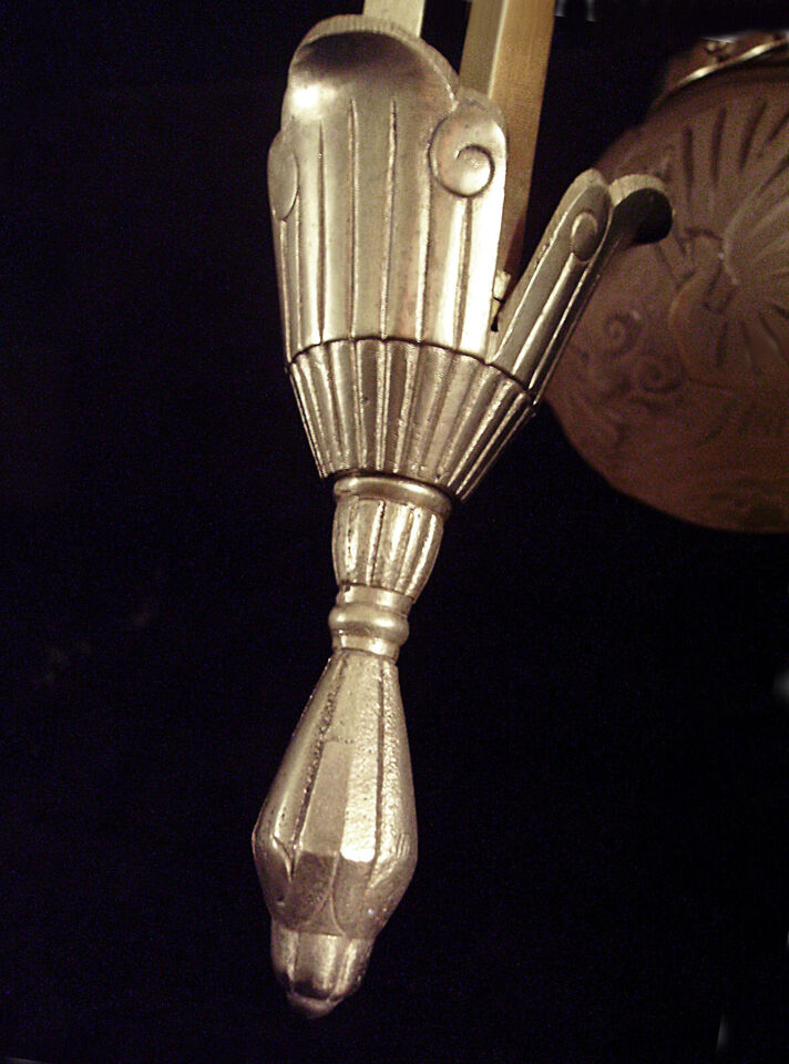 プティトー＆ミューラー兄弟　ブロンズとプレスガラスのアールデコ調シャンデリア