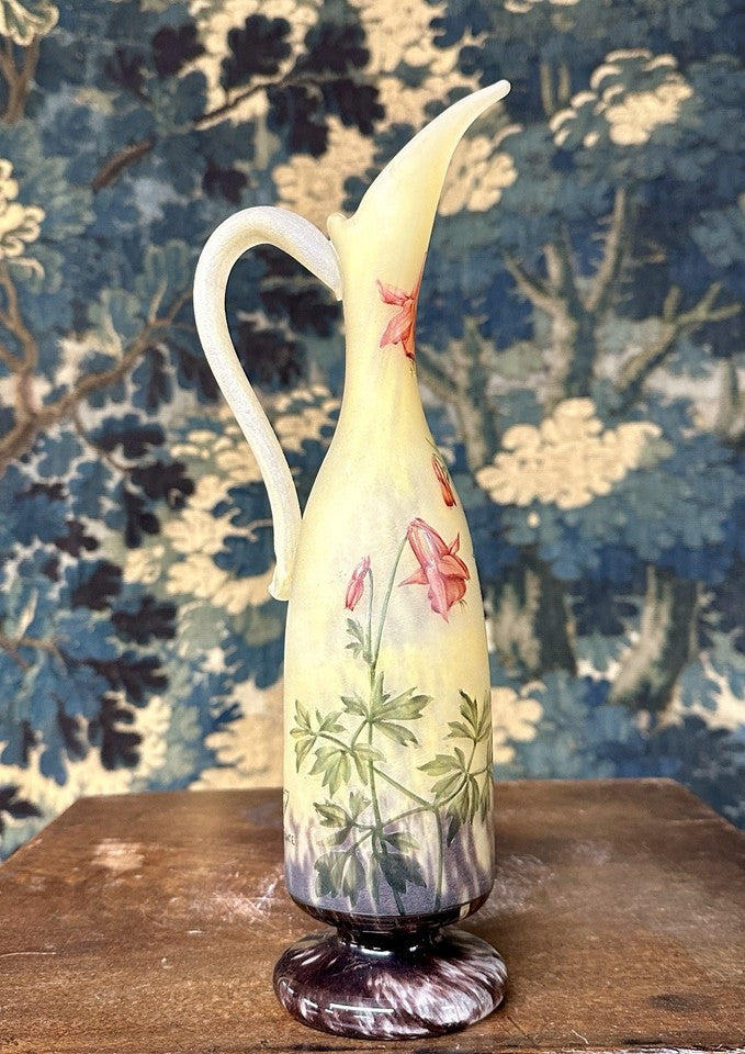 ドーム兄弟 オダマキの花の水差し型花瓶　アールヌーボー