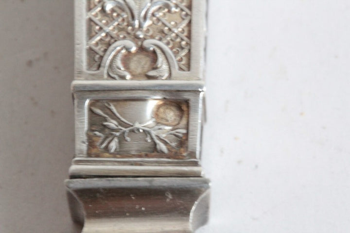 ピュイフォルカ 工芸品級のフィッシュサーバー