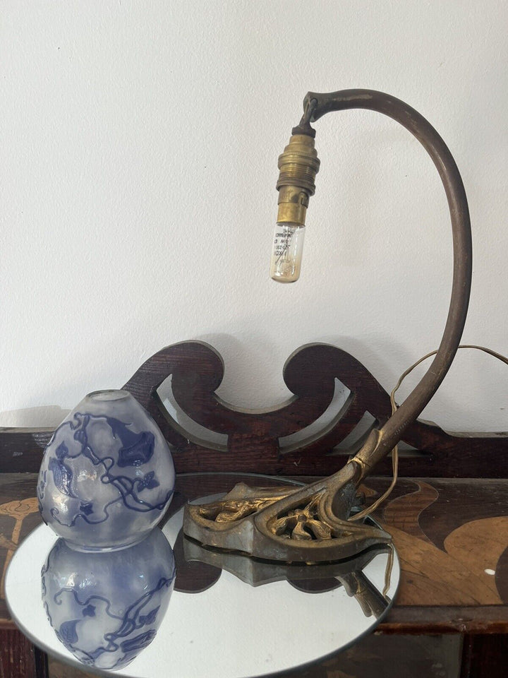 エミールガレ 朝顔が描かれたテーブルランプ アールヌーボー期の作品