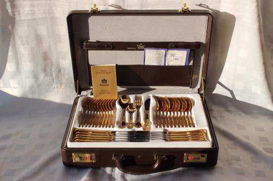 ００４　刃物の街 ドイツ製 ゾーリンゲンカトラリー70本 ゴールドメッキ