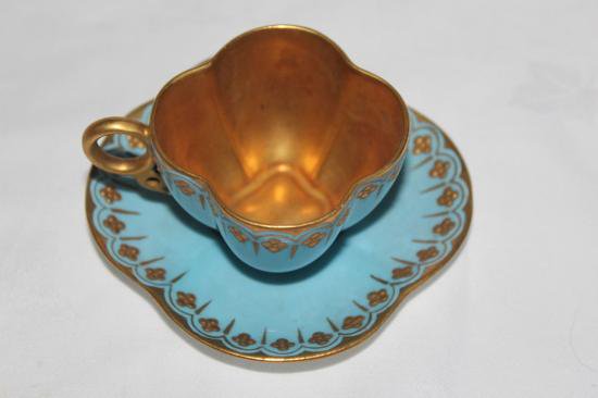 ０４０　ブルー四葉のジュエル　デミタスカップ＆ソーサー