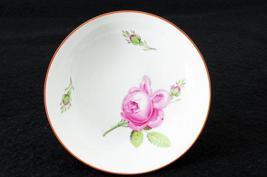 １１０　マイセン　マルコリーニ期　バラのカップ＆ソーサー