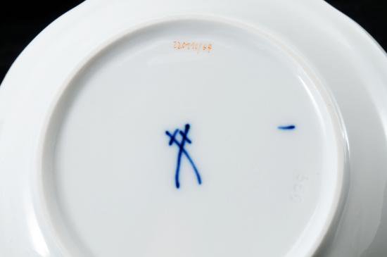 １１１　マイセン meissen ベーシックフラワー　5つ花　カップ＆ソーサー