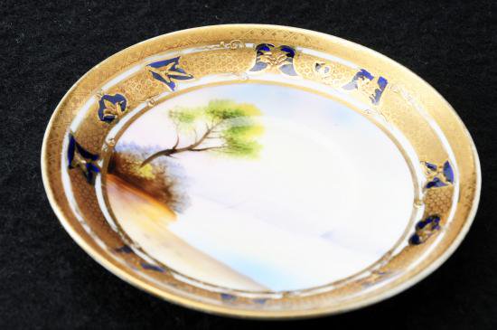 ００８　オールドノリタケ　「白鳥の湖」風景図　カップ＆ソーサー