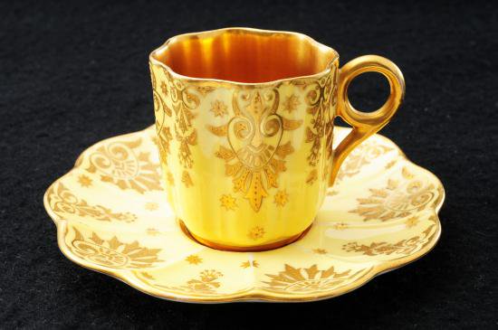 コールポート　デミタスC&S黄色地 金ベタ潰し&金彩盛上げ
