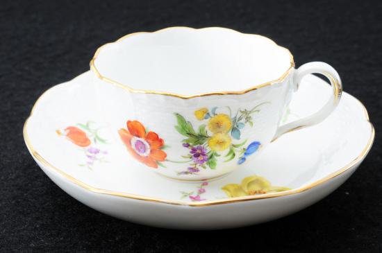１２２　マイセン　meissen 4つ花　レリーフ　カップ&ソーサー・３