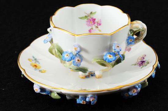 １２５　マイセン　meissen 造形シリーズ　アップリケ　忘れな草　カップ＆ソーサー