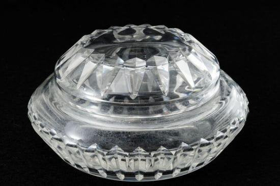 ２０８　オールド・バカラ Old Baccarat ・桐子 コンパクト