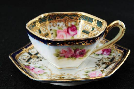 オールドノリタケ 金盛手彩ローズ花輪六角 カップ＆ソーサー