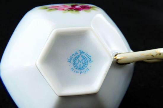 オールドノリタケ 金盛手彩ローズ花輪六角 カップ＆ソーサー