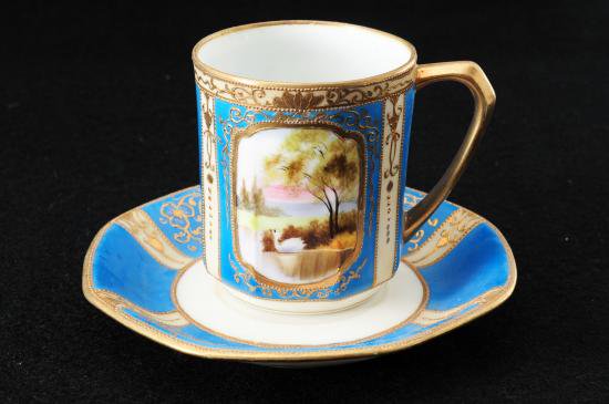 ０３０　オールドノリタケ・金盛上風景スワン図 カップ＆ソーサー