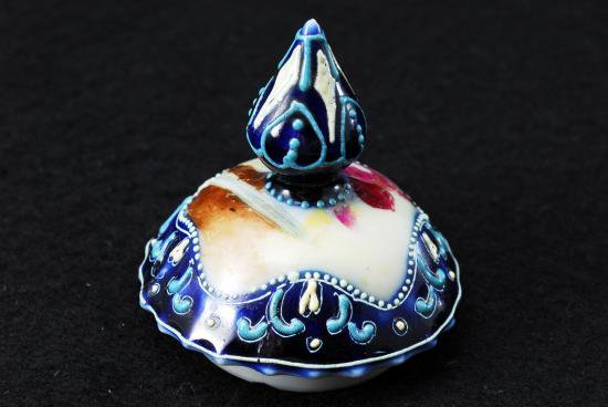 ０３４　オールドノリタケ Noritake 一陳盛上げ菖蒲紋 あやめの飾り壷
