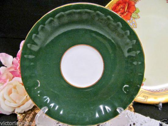 １４２　エインズレイ　カップ＆ソーサー ハンターグリーン×ゴールド　花模様