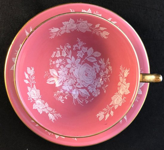 １４３　エインズレイ ピンク＆ホワイト エナメルの薔薇 カップ＆ソーサー