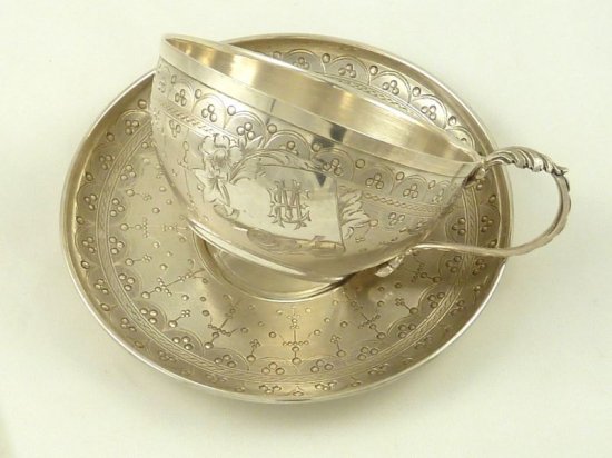 ０５６　ボアヴァン作　フランス製アンティークシルバー純銀チョコレート＆ティーカップ＋受け皿