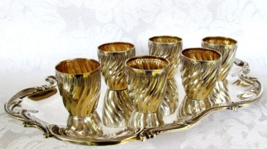 ０６６　フランス製純銀＆ヴァルメイユ リカーショットグラスと純銀トレイ付き