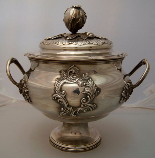 １３２　フランス製：アンティーク1880年代スターリングシルバーのスープテリーヌ　オーガスティン　ジャフール作