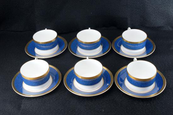 新品 金縁ブルー&ホワイト カップ&ソーサー6客 箱付