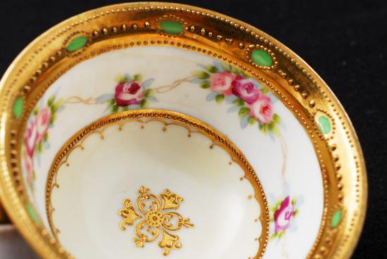 ０４７オールドノリタケ ピンクローズと白&ベージュ&金彩 カップ&ソーサー&プレート