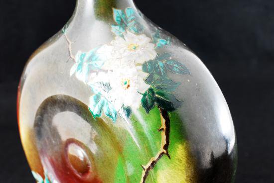 ０１５　アンティークバカラ　オパーリンクリスタル製 手彩色花図花瓶