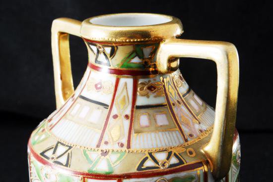 ０５１　オールドノリタケ 金彩幾何学 花図紋 ハンドル花瓶