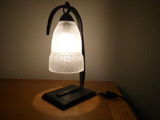 ０３３　ミューラー兄弟　アールデコ名作　オパーク彩ガラス　錬鉄ランプ