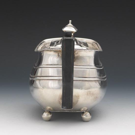 ０２５　シルバーポット ジョージIII世のスターリングシルバー 長方形のティーポット 1806年製