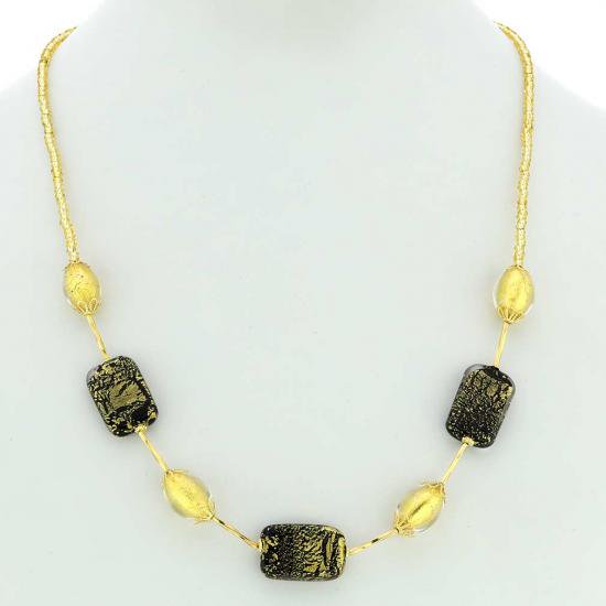 ４９８　イタリア製 ベネチアングラス（ヴェネチア、ムラノガラス）ブラックとゴールドのアクセサリー（ペンダント、ネックレス）