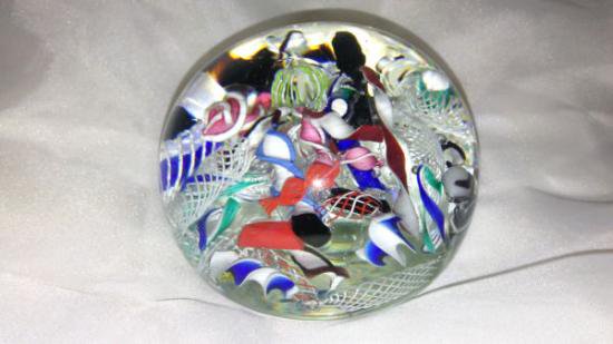 １３５　イタリア製ムラノガラスのペーパーウェイト～スクランブル模様