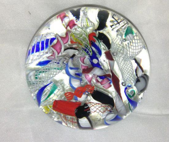 １３５　イタリア製ムラノガラスのペーパーウェイト～スクランブル模様