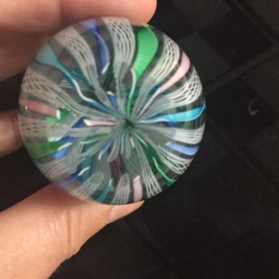 ２００　ヴィンテージ　イタリア製ムラノ　ラッティチーノ　リボン　卵型ペーパーウェイト