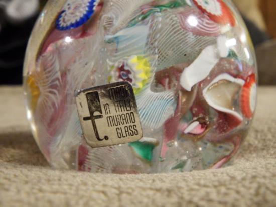 ２３９　ヴィンテージ　ムラノガラスのペーパーウェイト　ラッティチーノ