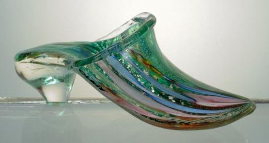 ２４２　ヴィンテージ　ムラノガラス　靴の形のペーパーウェイト