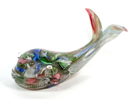２４９　イタリア製ムラノガラス　クジラの形のペーパーウェイト