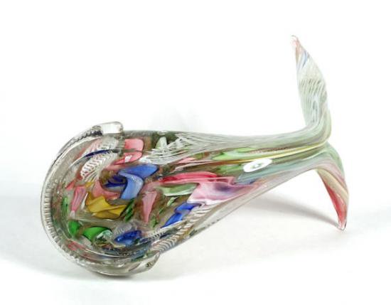 ２４９　イタリア製ムラノガラス　クジラの形のペーパーウェイト