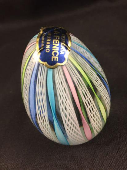 ２５６　ヴィンテージ　ムラノガラス　卵型ペーパーウェイト