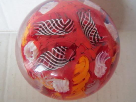 ２９４　ガラスのペーパーウェイト