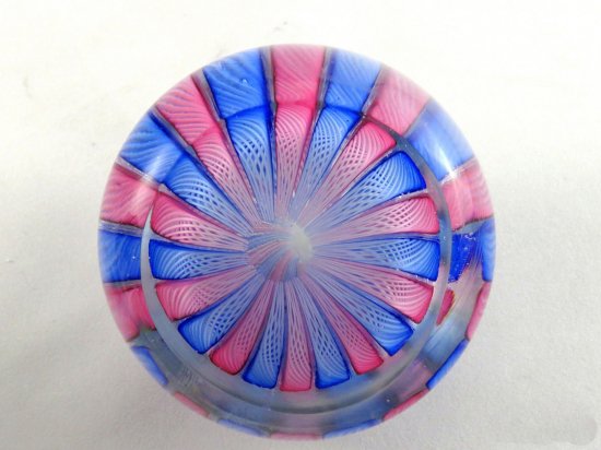 ３００　ムラノガラス　ラッティーノ技法のペーパーウェイト