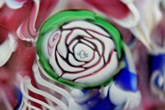 ３０３　ケープコッドグラスのペーパーウェイト