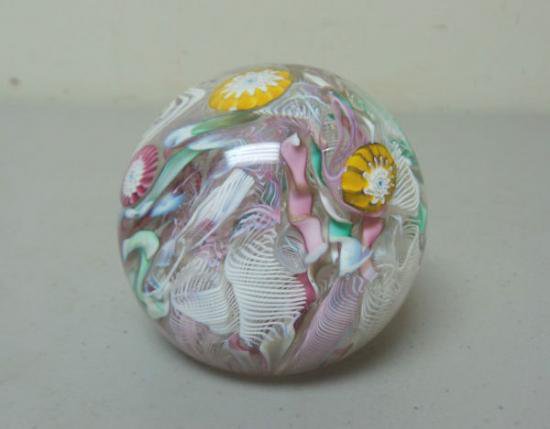 ヴィンテージ　ムラノガラスのペーパーウェイト