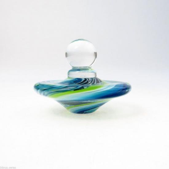 ４３７　ユニークなフォルムのアンティークガラスペーパーウェイト